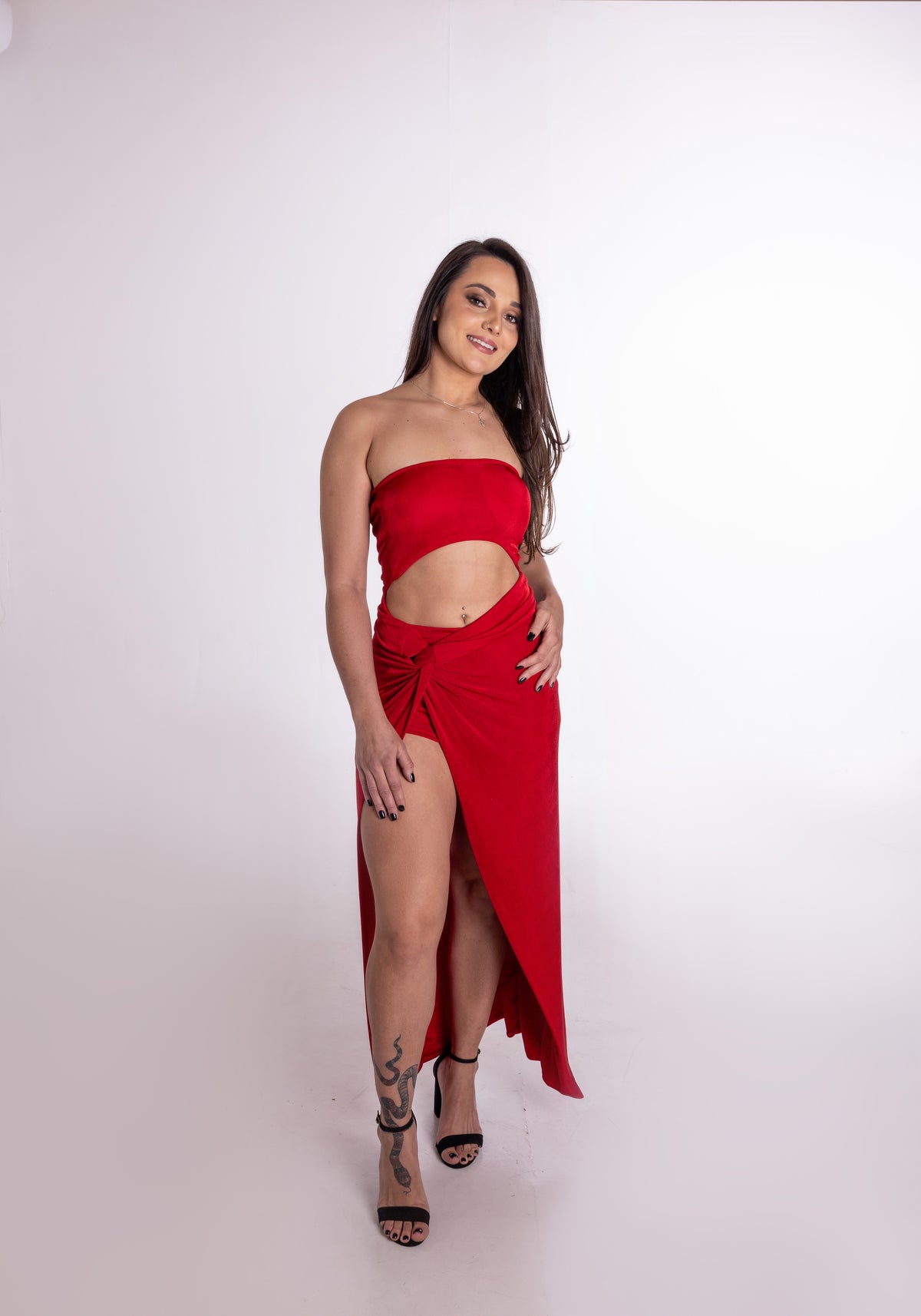 VESTIDO FEMININO TOMARA QUE CAIA COM FENDA